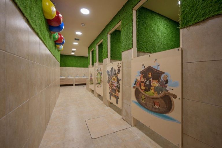 wonderland 57 768x513