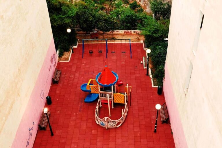 παιδική χαρά 04 768x511